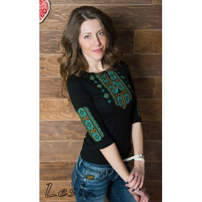 Embroidered t-shirt with 3/4 sleeves "Gutsul Ornament" turquise on black